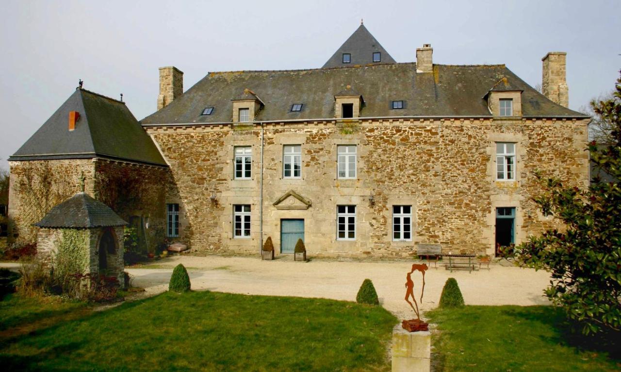 Gite Le Logis - Manoir Le Plessix Madeuc Corseul Luaran gambar